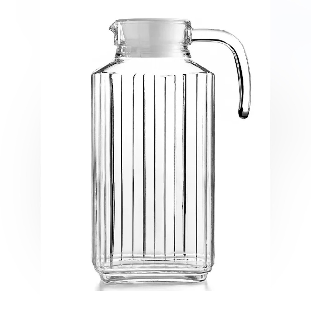 ISO Martha Stewart Collection 57-oz. Glass Pitcher Macy's Exclusive DO NOT BUY
